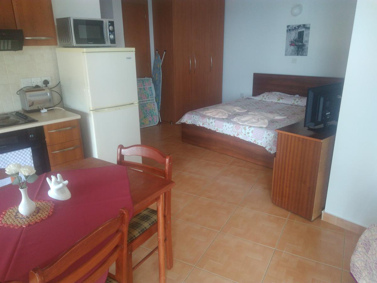 Yialos Apartments Pissouri Luaran gambar